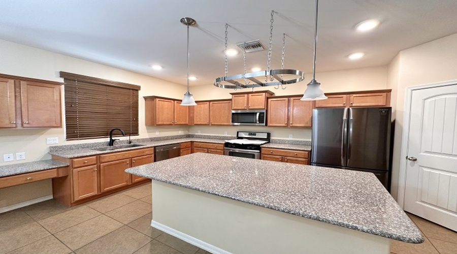 6653 E 35th Pl, Yuma, Arizona 85365, 4 Bedrooms Bedrooms, 0 ,2 BathroomsBathrooms,Single Family Home,For Rent,0,1717