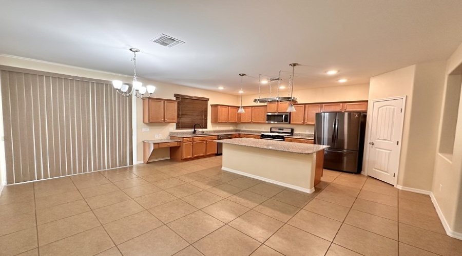 6653 E 35th Pl, Yuma, Arizona 85365, 4 Bedrooms Bedrooms, 0 ,2 BathroomsBathrooms,Single Family Home,For Rent,0,1717