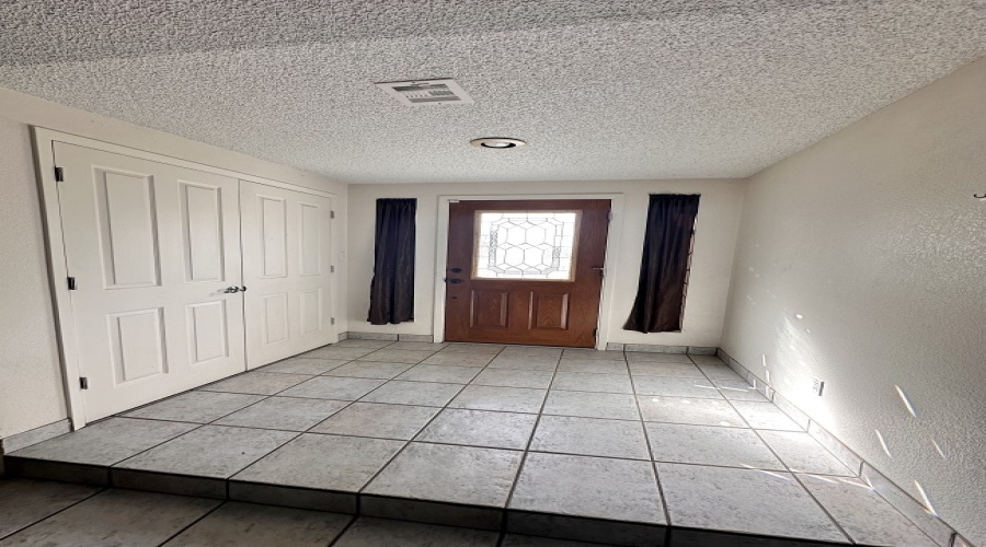 1259 S 40th Dr, Yuma, Arizona 85364, 3 Bedrooms Bedrooms, 0 ,2 BathroomsBathrooms,Single Family Home,For Rent,0,1765 1259 S 40th Dr, Yuma, Arizona 85364, 3 Bedrooms Bedrooms, 0 ,2 BathroomsBathrooms,Single Family Home,For Rent,0,1765