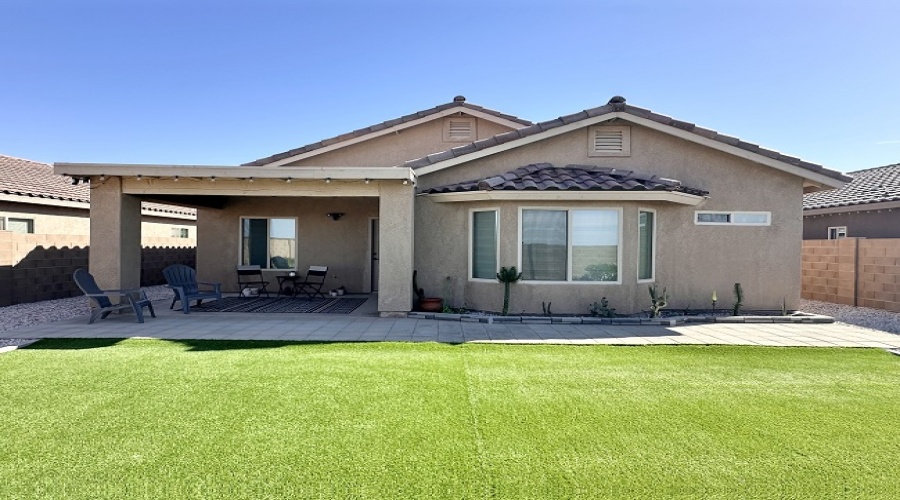 4242 W 27th Pl, Yuma, Arizona 85364, 3 Bedrooms Bedrooms, ,2 BathroomsBathrooms,Single Family Home,For Rent,1772