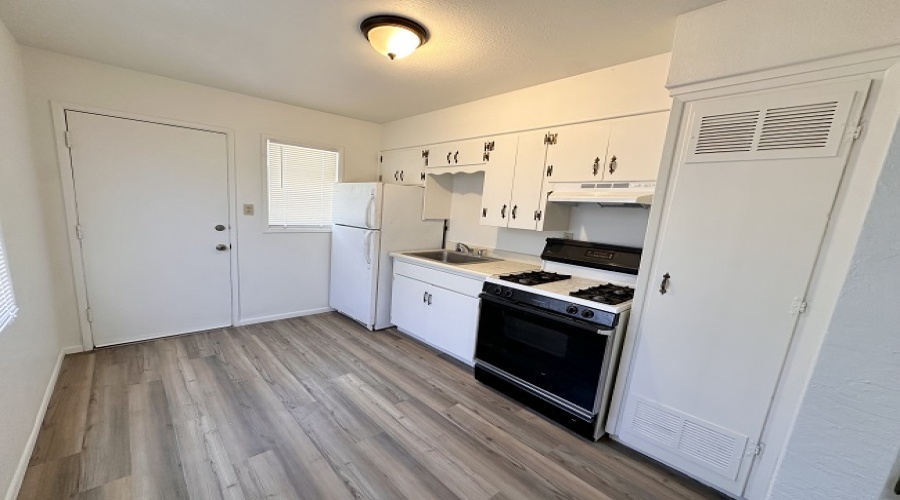 2461 S Madison Ave, Yuma, Arizona 85364, 1 Bedroom Bedrooms, 0 ,1 BathroomBathrooms,Apartment,For Rent,0,1780