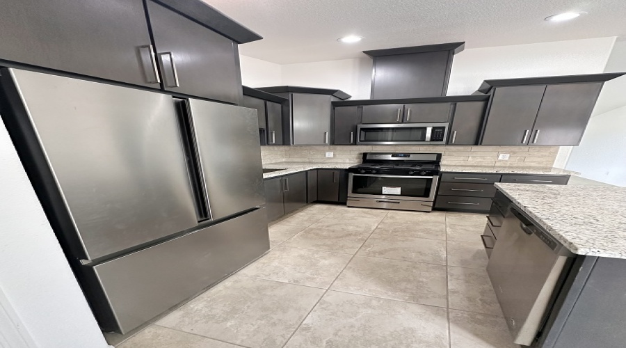 8761 E 41st Ln, Yuma, Arizona 85365, 3 Bedrooms Bedrooms, 0 ,2 BathroomsBathrooms,Single Family Home,For Rent,0,1787