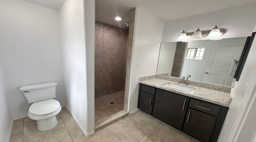 8761 E 41st Ln, Yuma, Arizona 85365, 3 Bedrooms Bedrooms, 0 ,2 BathroomsBathrooms,Single Family Home,For Rent,0,1787