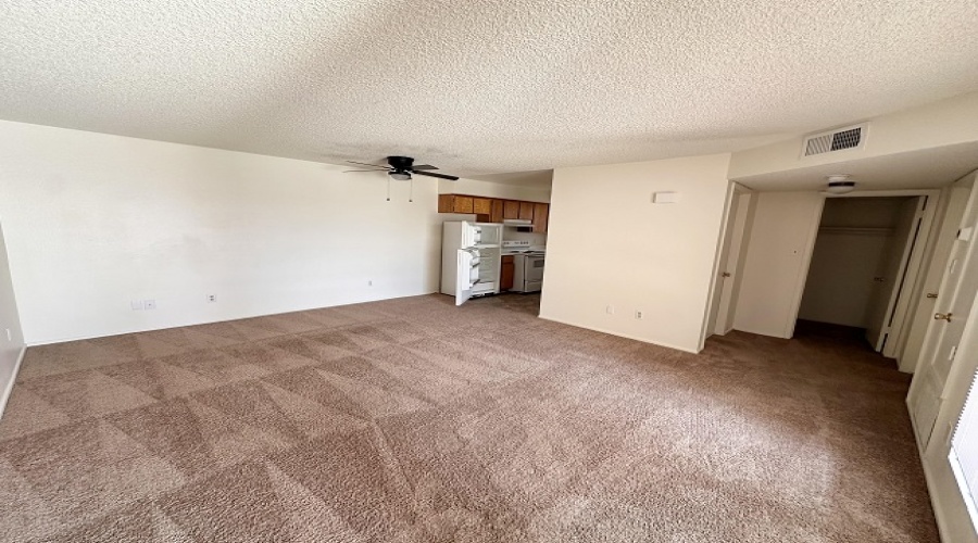 2950 S Mary Ave #6, Yuma, Arizona 85365, 1 Bedroom Bedrooms, 0 ,1 BathroomBathrooms,Apartment,For Rent,0,1800