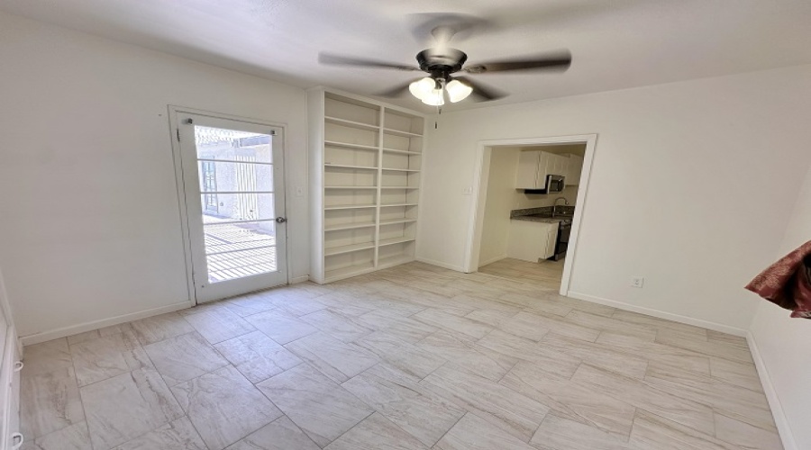 633 S 8th Ave #4, Yuma, Arizona 85364, 1 Bedroom Bedrooms, 0 ,1 BathroomBathrooms,Apartment,For Rent,1,1804