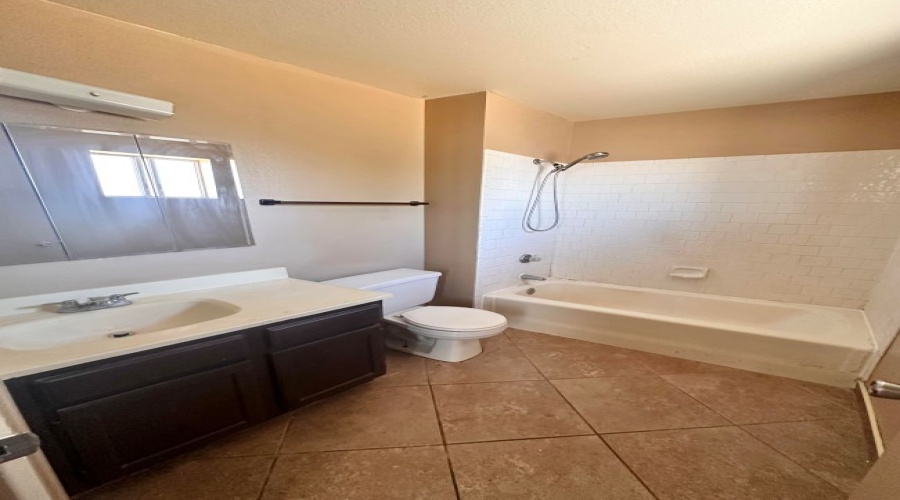 4546 W 18th Pl, Yuma, Arizona 85364, 3 Bedrooms Bedrooms, 0 ,2 BathroomsBathrooms,Single Family Home,For Rent,0,1813