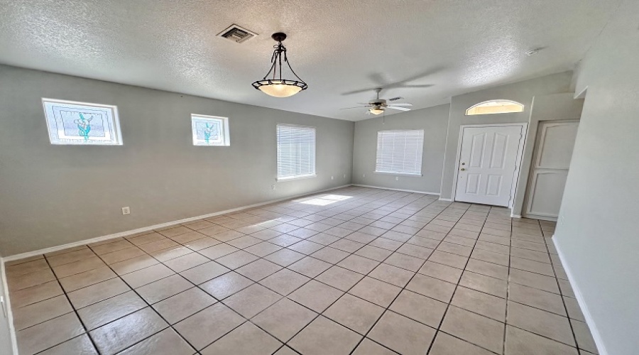 10589 E 35th St, Yuma, Arizona 85365, 3 Bedrooms Bedrooms, ,2 BathroomsBathrooms,Single Family Home,For Rent,1824
