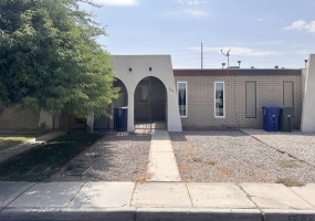2112 S 11th Ave, Yuma, Arizona 85364, 3 Bedroom Bedrooms, 0 ,2 BathroomBathrooms,Single Family Home,For Rent,0,1825 2112 S 11th Ave, Yuma, Arizona 85364, 3 Bedroom Bedrooms, 0 ,2 BathroomBathrooms,Single Family Home,For Rent,0,1825