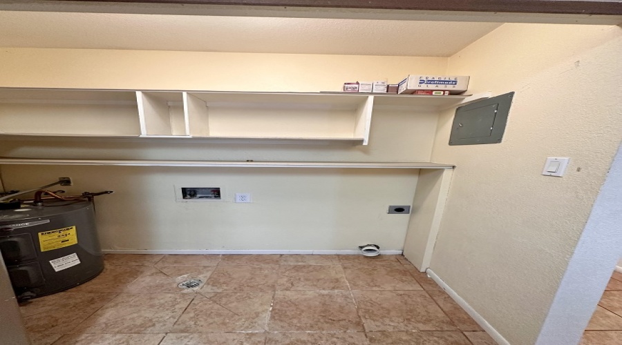 2112 S 11th Ave, Yuma, Arizona 85364, 3 Bedroom Bedrooms, 0 ,2 BathroomBathrooms,Single Family Home,For Rent,0,1825