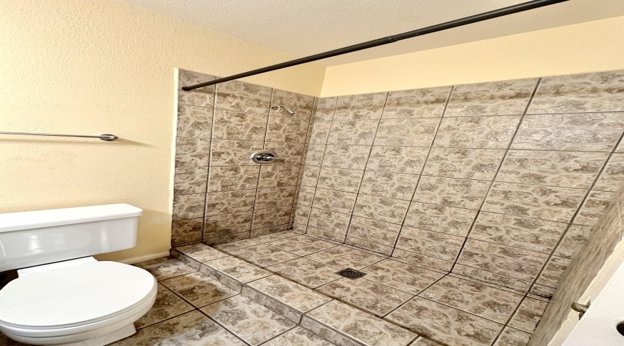 2112 S 11th Ave, Yuma, Arizona 85364, 3 Bedroom Bedrooms, 0 ,2 BathroomBathrooms,Single Family Home,For Rent,0,1825