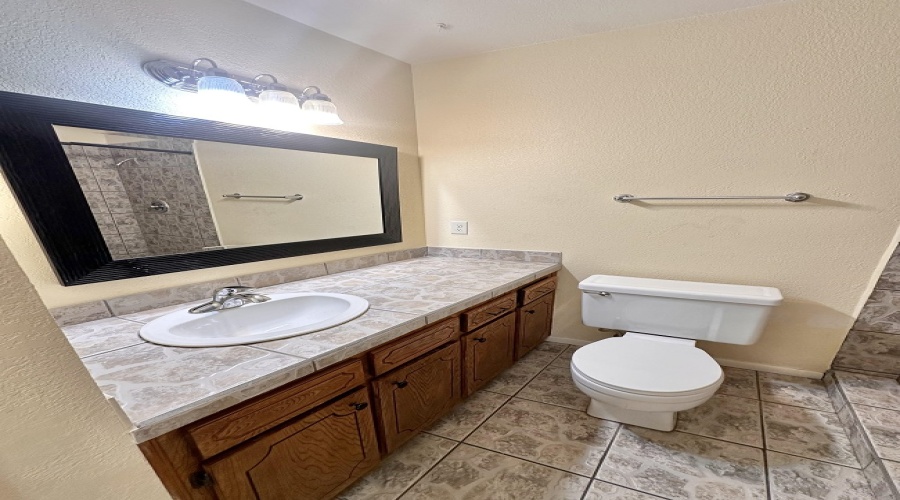 2112 S 11th Ave, Yuma, Arizona 85364, 3 Bedroom Bedrooms, 0 ,2 BathroomBathrooms,Single Family Home,For Rent,0,1825