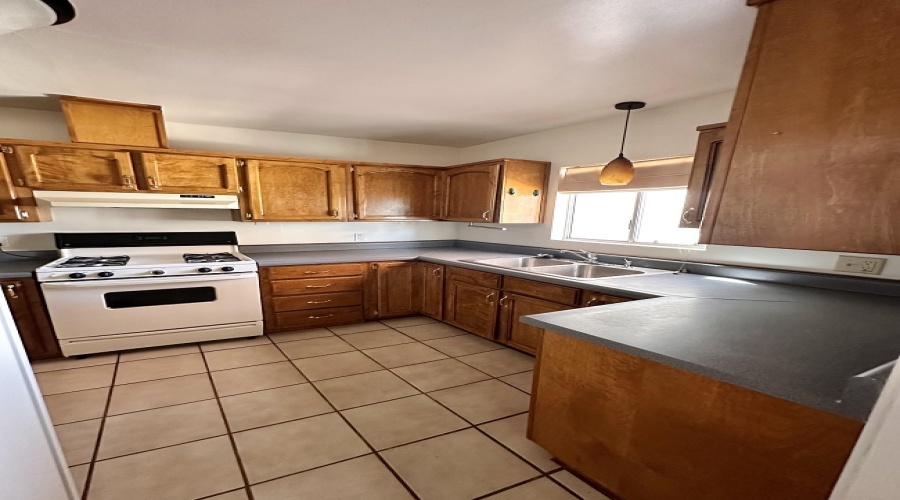 314 S 21st Ave, Yuma, Arizona 85364, 3 Bedrooms Bedrooms, 0 ,2 BathroomsBathrooms,Single Family Home,For Rent,0,1849