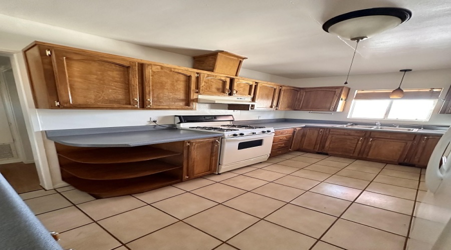 314 S 21st Ave, Yuma, Arizona 85364, 3 Bedrooms Bedrooms, 0 ,2 BathroomsBathrooms,Single Family Home,For Rent,0,1849