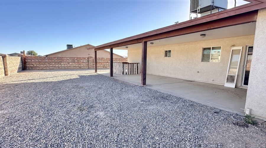 9585 E 38th St, Yuma, Arizona 85365, 3 Bedrooms Bedrooms, ,2 BathroomsBathrooms,Single Family Home,For Rent,1867