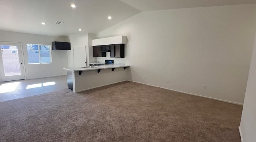 3807 S Sol Ave, Yuma, Arizona 85365, 3 Bedrooms Bedrooms, ,2 BathroomsBathrooms,Condo,For Rent,1919