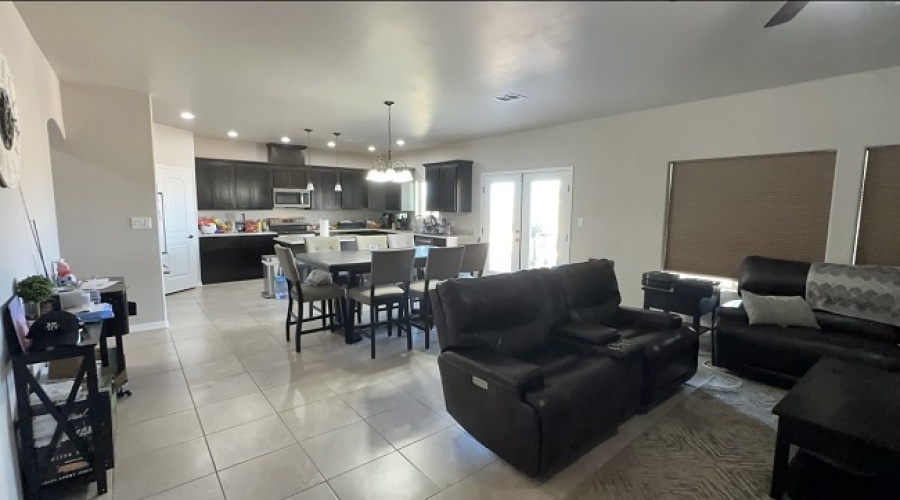 16237 S Avenue 2 1/4 E, Yuma, Arizona 85365, 4 Bedrooms Bedrooms, ,2 BathroomsBathrooms,Single Family Home,For Rent,1923