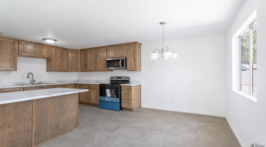 8365 S Mojave Ln, Yuma, Arizona 85364, 3 Bedrooms Bedrooms, ,1 BathroomBathrooms,Single Family Home,For Rent,1925