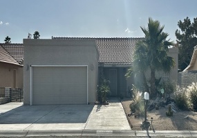 10302 S Del Rico, Yuma, Arizona 85367, 3 Bedrooms Bedrooms, ,2 BathroomsBathrooms,Single Family Home,For Rent,1926