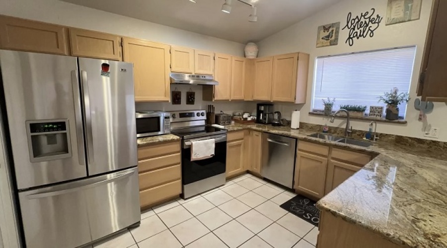 10302 S Del Rico, Yuma, Arizona 85367, 3 Bedrooms Bedrooms, ,2 BathroomsBathrooms,Single Family Home,For Rent,1926