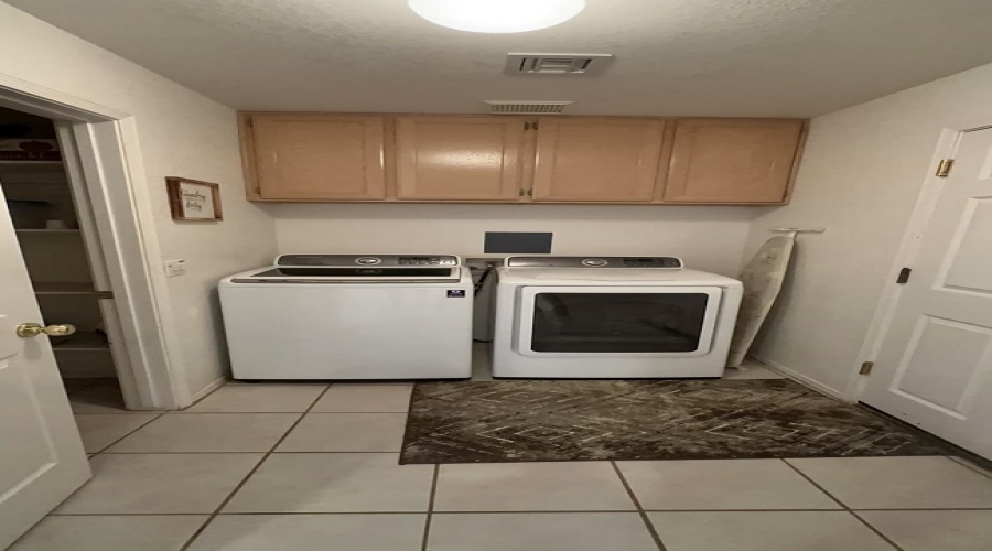 10302 S Del Rico, Yuma, Arizona 85367, 3 Bedrooms Bedrooms, ,2 BathroomsBathrooms,Single Family Home,For Rent,1926