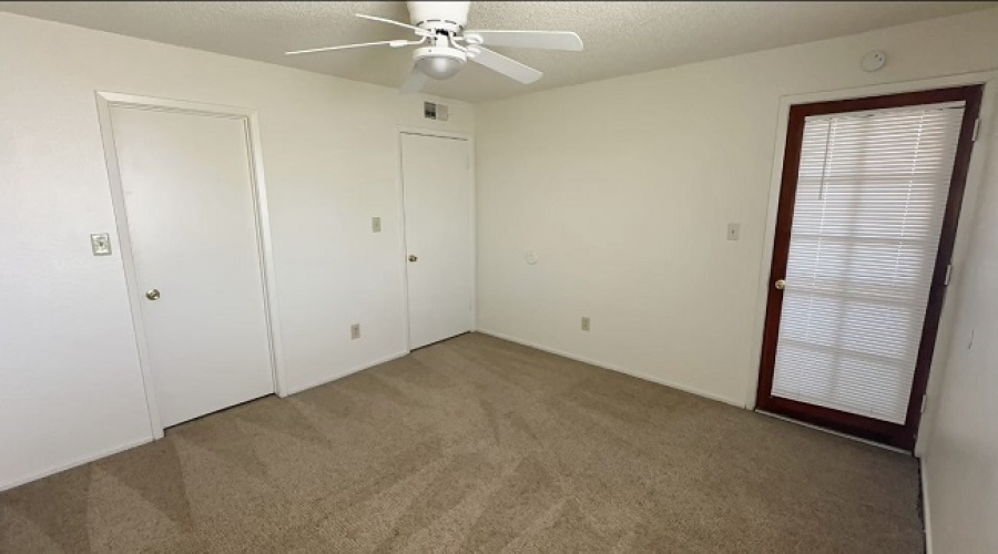 2950 S Mary Ave #56, Yuma, Arizona 85365, 2 Bedrooms Bedrooms, ,1 BathroomBathrooms,Apartment,For Rent,2,1927