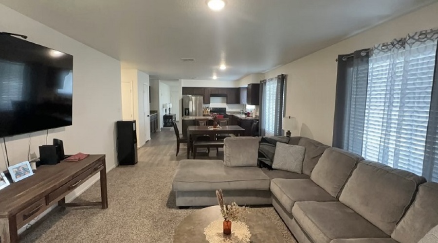 7965 E 45th Pl, Yuma, Arizona 85365, 4 Bedrooms Bedrooms, ,2 BathroomsBathrooms,Single Family Home,For Rent,1932
