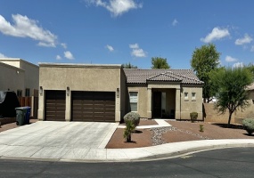 3816 S Bella Notte Dr, Yuma, Arizona 85365, 4 Bedrooms Bedrooms, ,2 BathroomsBathrooms,Single Family Home,For Rent,1933
