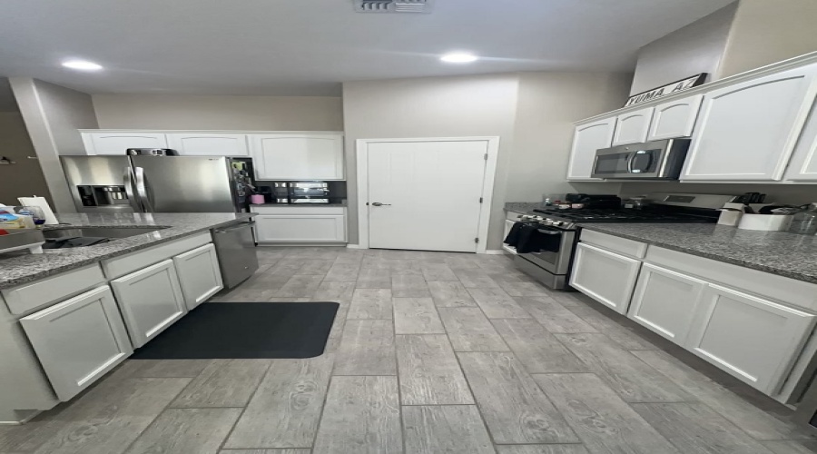3816 S Bella Notte Dr, Yuma, Arizona 85365, 4 Bedrooms Bedrooms, ,2 BathroomsBathrooms,Single Family Home,For Rent,1933