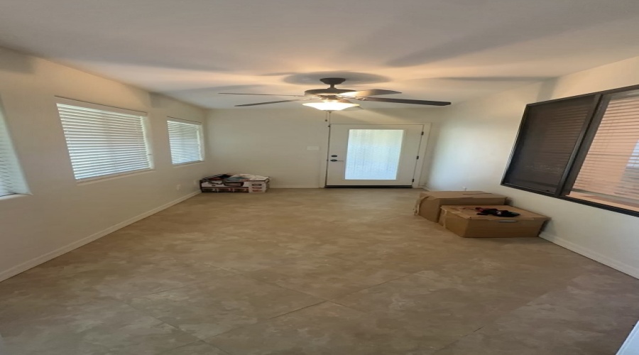 1374 W 17th Pl, Yuma, Arizona 85364, 3 Bedrooms Bedrooms, ,3 BathroomsBathrooms,Single Family Home,For Rent,1936