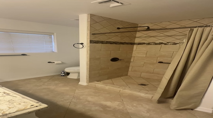 1374 W 17th Pl, Yuma, Arizona 85364, 3 Bedrooms Bedrooms, ,3 BathroomsBathrooms,Single Family Home,For Rent,1936