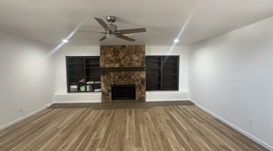 1374 W 17th Pl, Yuma, Arizona 85364, 3 Bedrooms Bedrooms, ,3 BathroomsBathrooms,Single Family Home,For Rent,1936