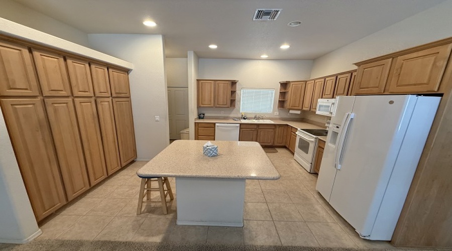 14497 E 54th Dr, Yuma, Arizona 85367, 3 Bedrooms Bedrooms, ,2 BathroomsBathrooms,Single Family Home,For Rent,1937