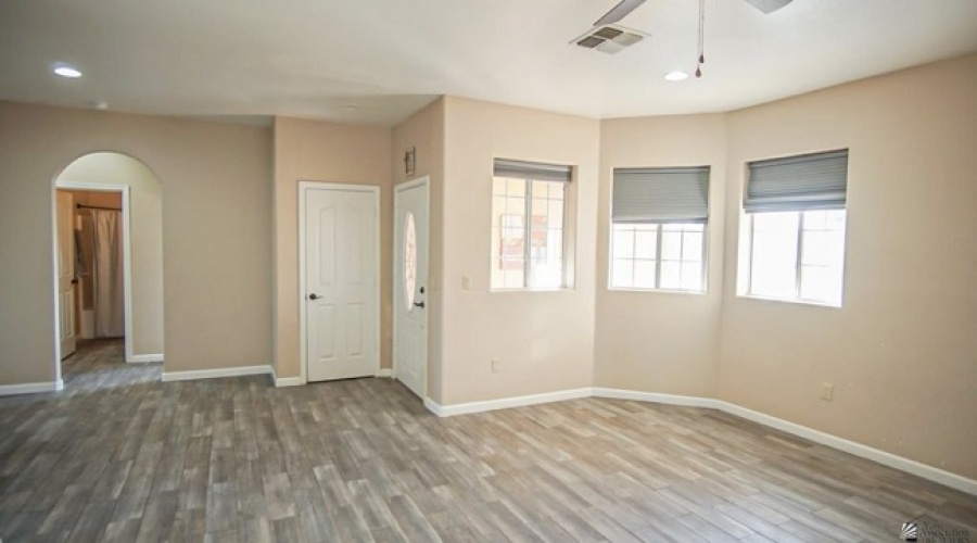 534 E Angelica St, Somerton, Arizona 85350, 3 Bedrooms Bedrooms, ,2 BathroomsBathrooms,Single Family Home,For Rent,1939