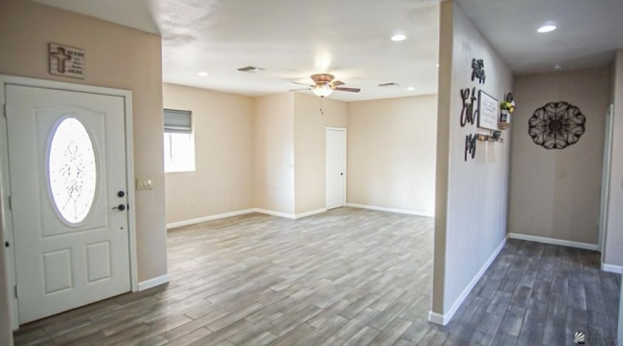 534 E Angelica St, Somerton, Arizona 85350, 3 Bedrooms Bedrooms, ,2 BathroomsBathrooms,Single Family Home,For Rent,1939